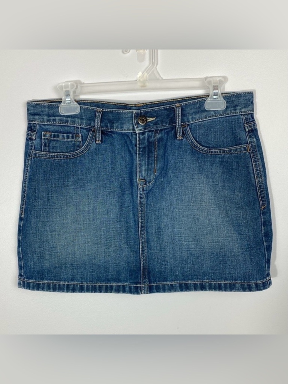 Old Navy Denim Blue Women's Skirt size 4